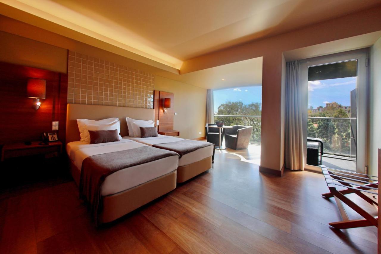 The Views Baia - Adults Only Hotel Funchal  Exterior photo