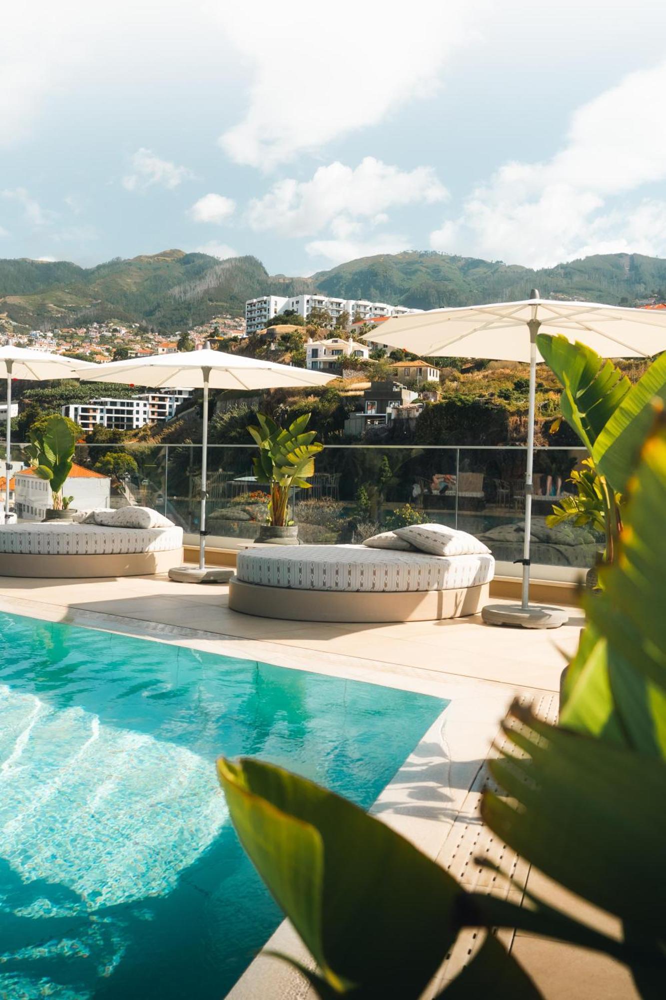 The Views Baia - Adults Only Hotel Funchal  Exterior photo